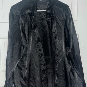 Silky night shirt